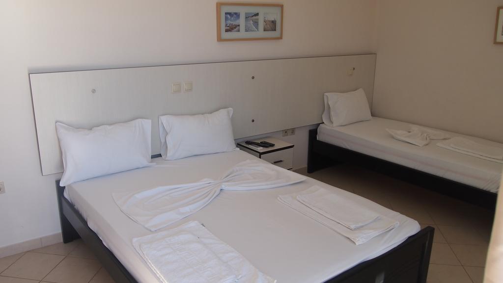 Rondos Hotel Himare Rom bilde