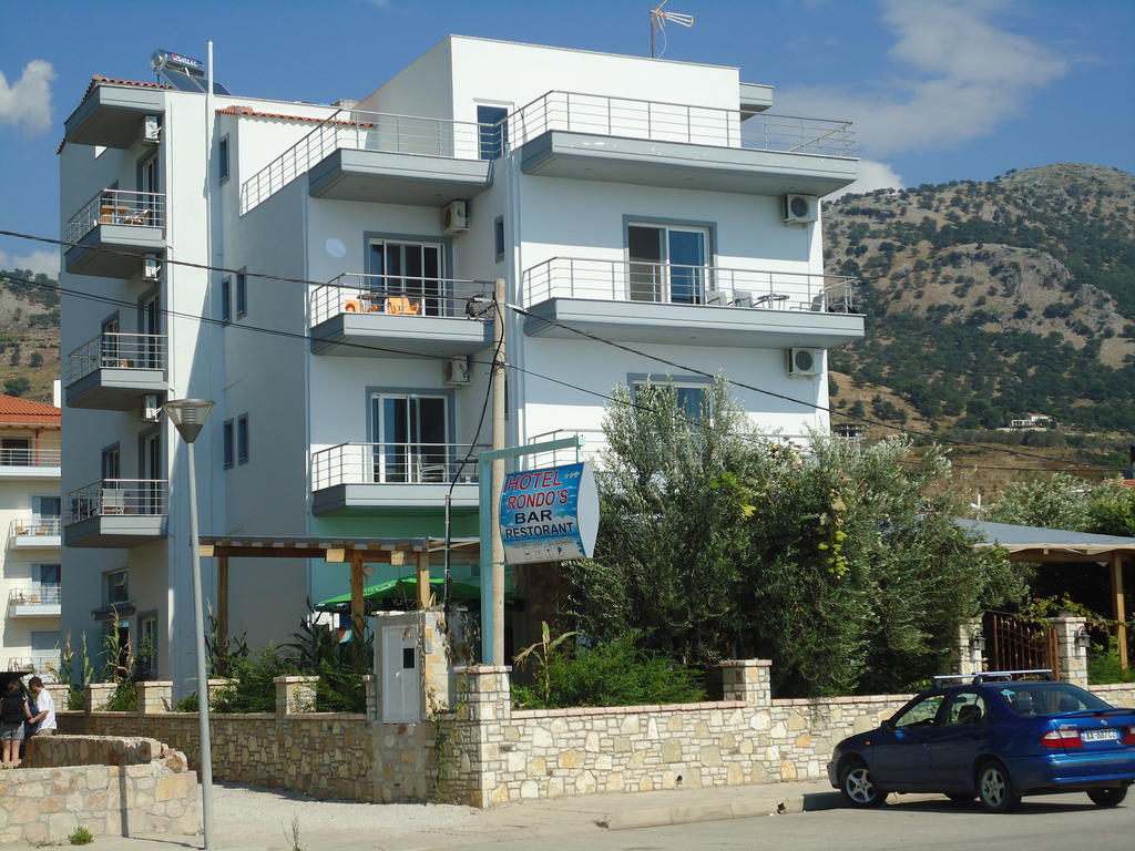Rondos Hotel Himare Eksteriør bilde